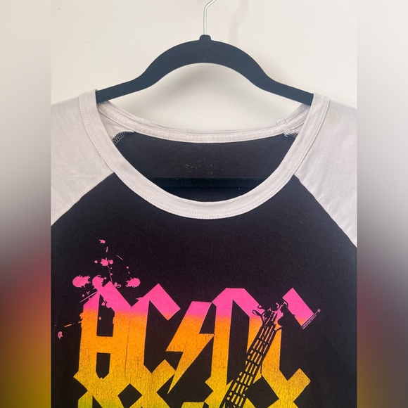 AC/DC Guitar Mid Sleeve T Shirt multicolored print - Picture 2 of 4